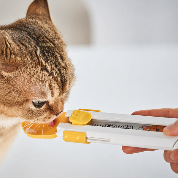 Sliding Cat Treat Spoon