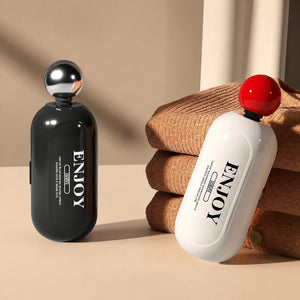 Capsule Lint Roller With Scraper