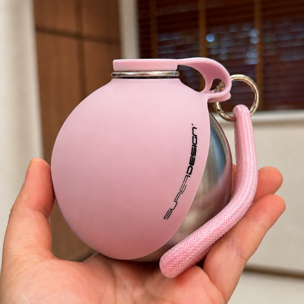 Travel Water Bottle With Grip