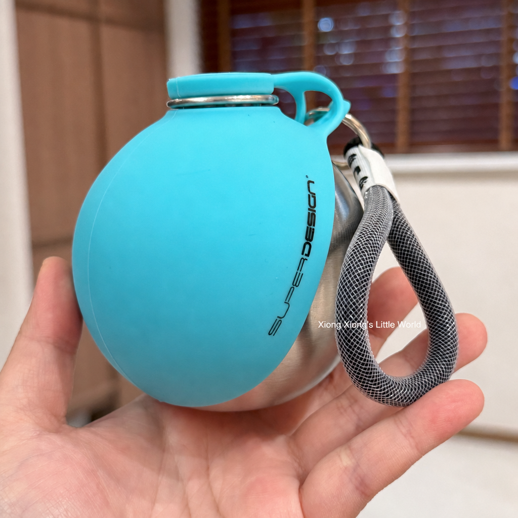 Travel Water Bottle With Grip