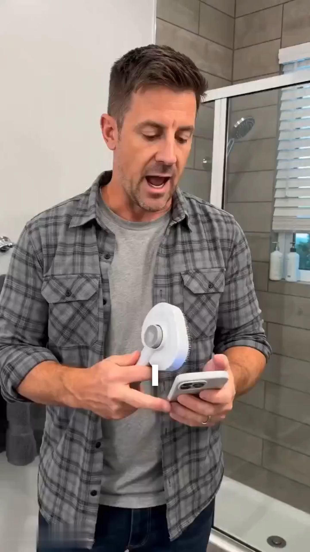 gmt2606130856445652